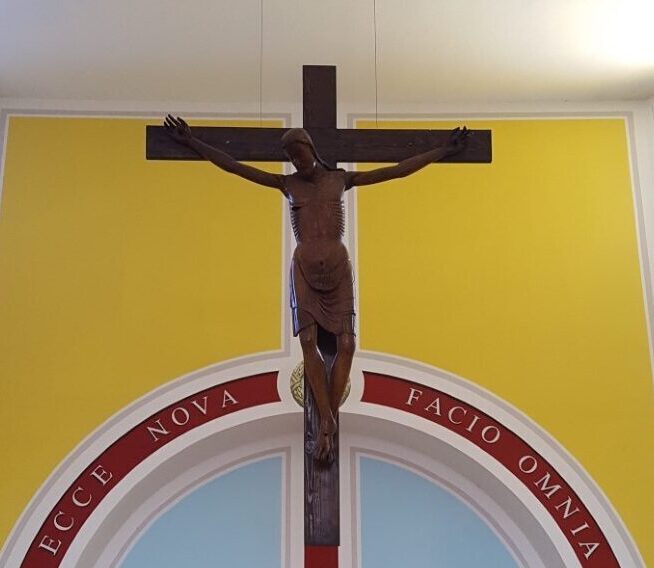 Crocifisso in legno nella chiesa di Porto Cesareo
