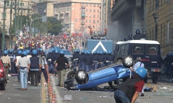 G8 di Genova, gli incidenti del 2001.