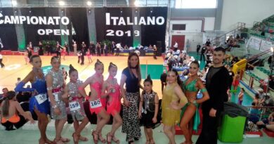 Alessandra Ferrari, insegnante di ballo.