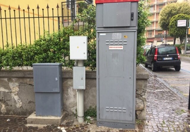 Cabinet stradale a Porto Cesareo.