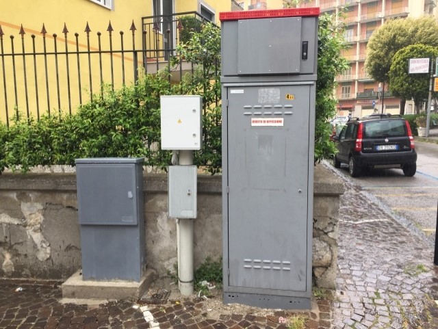 Cabinet stradale a Porto Cesareo.