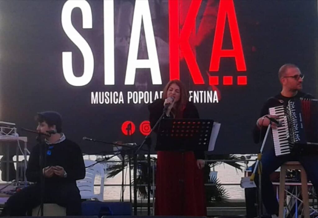 Manuela Calcagnile, vocalist dei Sia Ka.