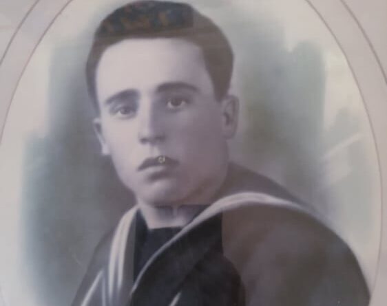 Cosimo Albano, militare di marina, deceduto il 12 luglio 1943 a soli 22 anni..