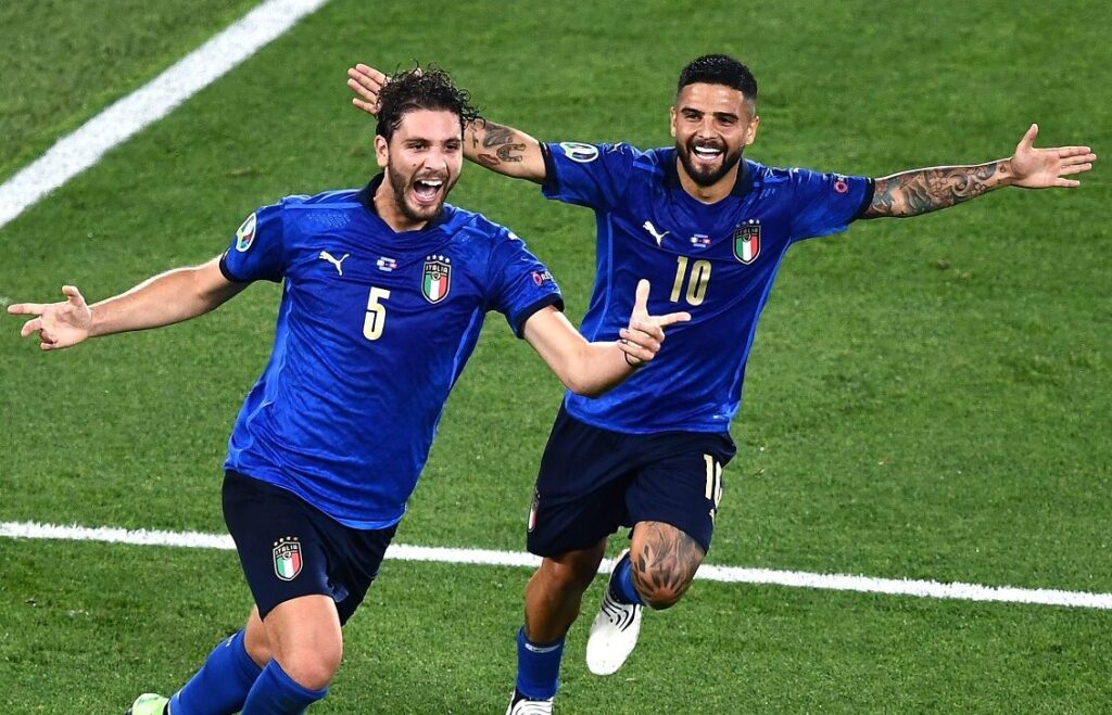 Italia - show, Locatelli migliore in campo.
