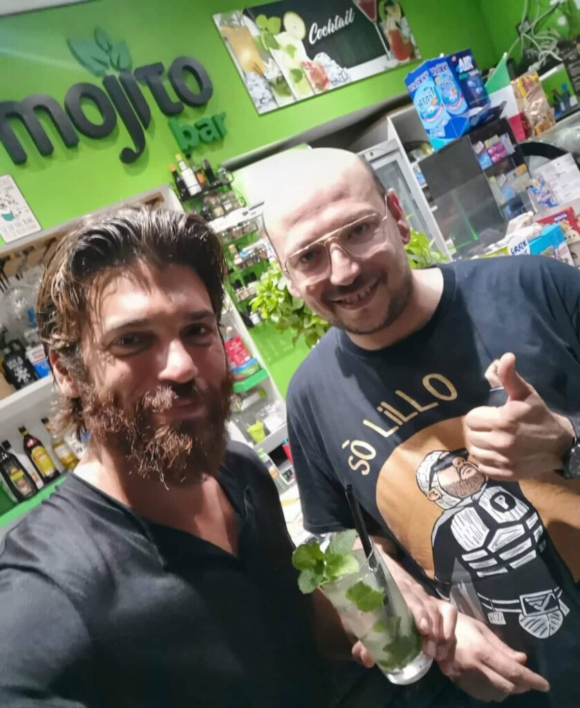 Can Yaman a Porto Cesareo.