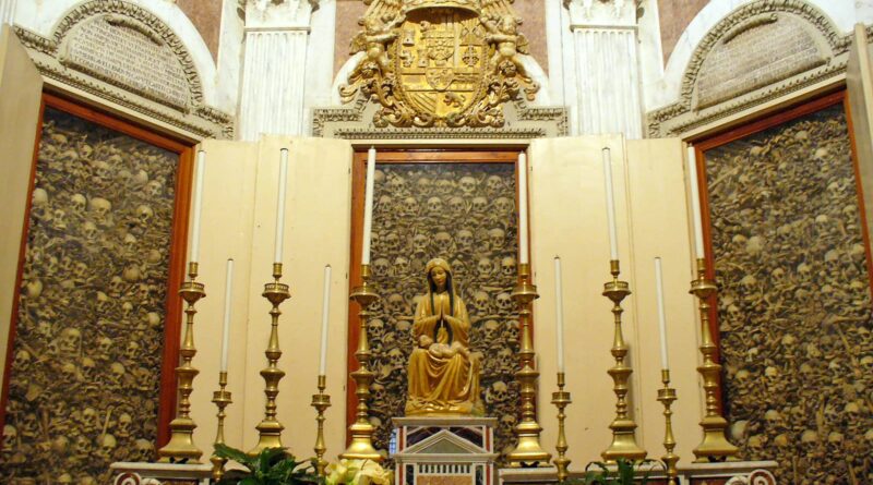 I martiri del Colle Minerva e le loro reliquie nel Duomo di Otranto.