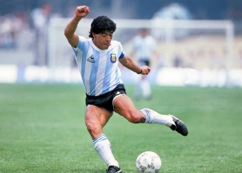 Maradona, El Diez.