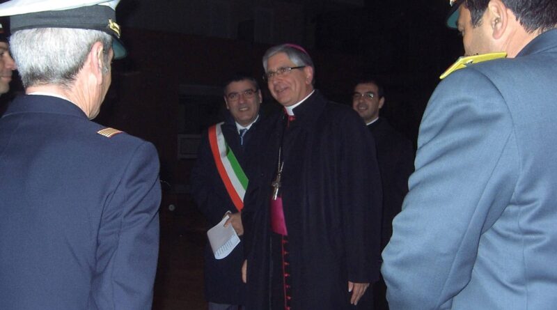 Visita pastorale del Vescovo Filograna a Porto Cesareo nel 2013