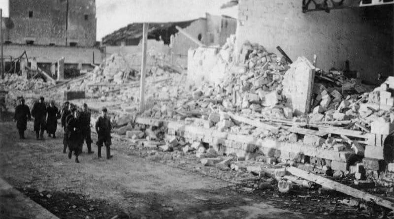 La notte buia di Brindisi nel 1941