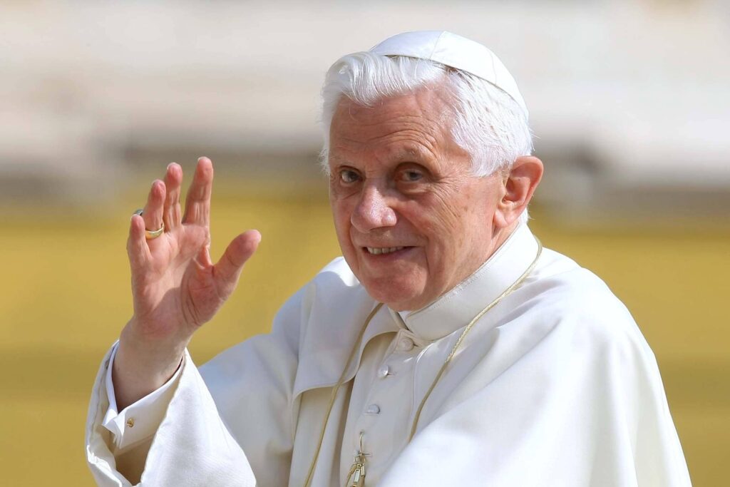 Si è spento Papa Ratzinger