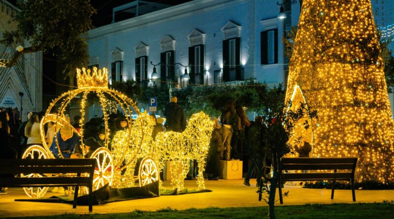 Luci e vie del Natale a Gallipoli 2024