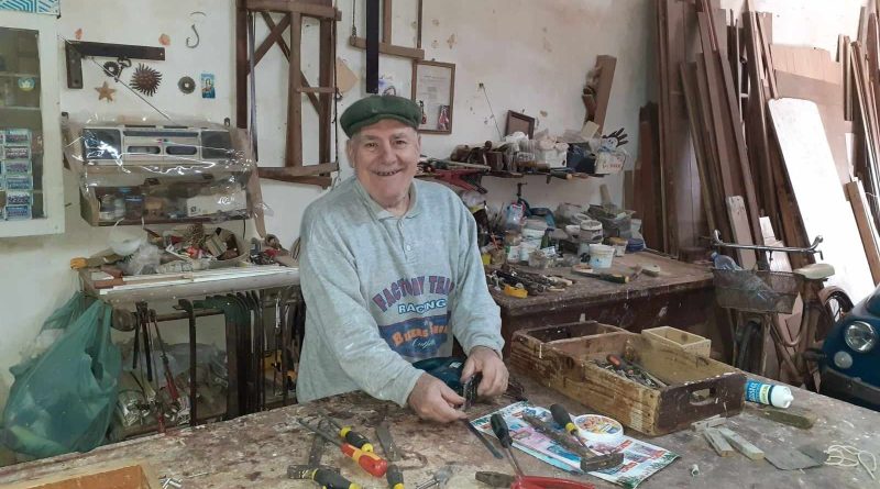 Il falegname, antico mestiere a Porto Cesareo