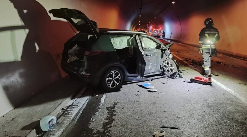 Tremendo incidente in Trentino: 5 cesarini coinvolti nell'impatto