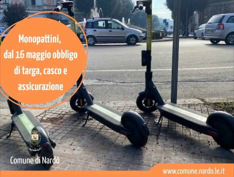 Monopattino elettrico: scatta obbligo di targa, casco ed assicurazione dal 16 maggio