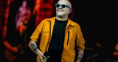Max Pezzali a Bari